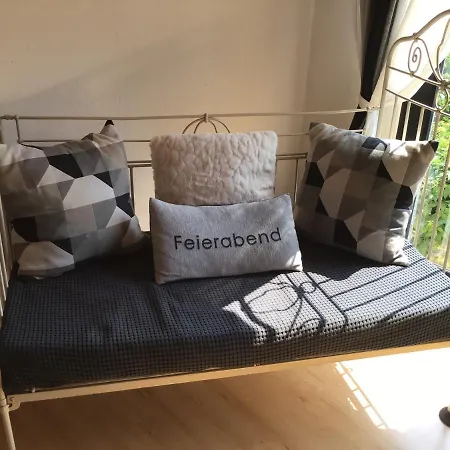 Ferienwohnung Barz Und Doppelzimmer Apartment Treis-Karden