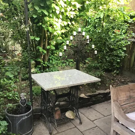 Ferienwohnung Barz Und Doppelzimmer Apartment Treis-Karden