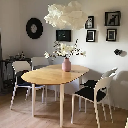 Apartment Ferienwohnung Barz Und Doppelzimmer