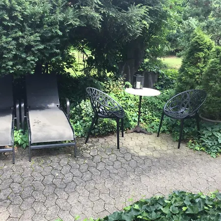Apartment Ferienwohnung Barz Und Doppelzimmer *