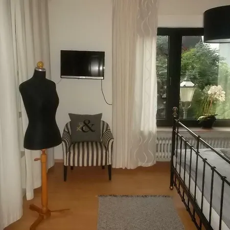 Ferienwohnung Barz Und Doppelzimmer Apartment Treis-Karden